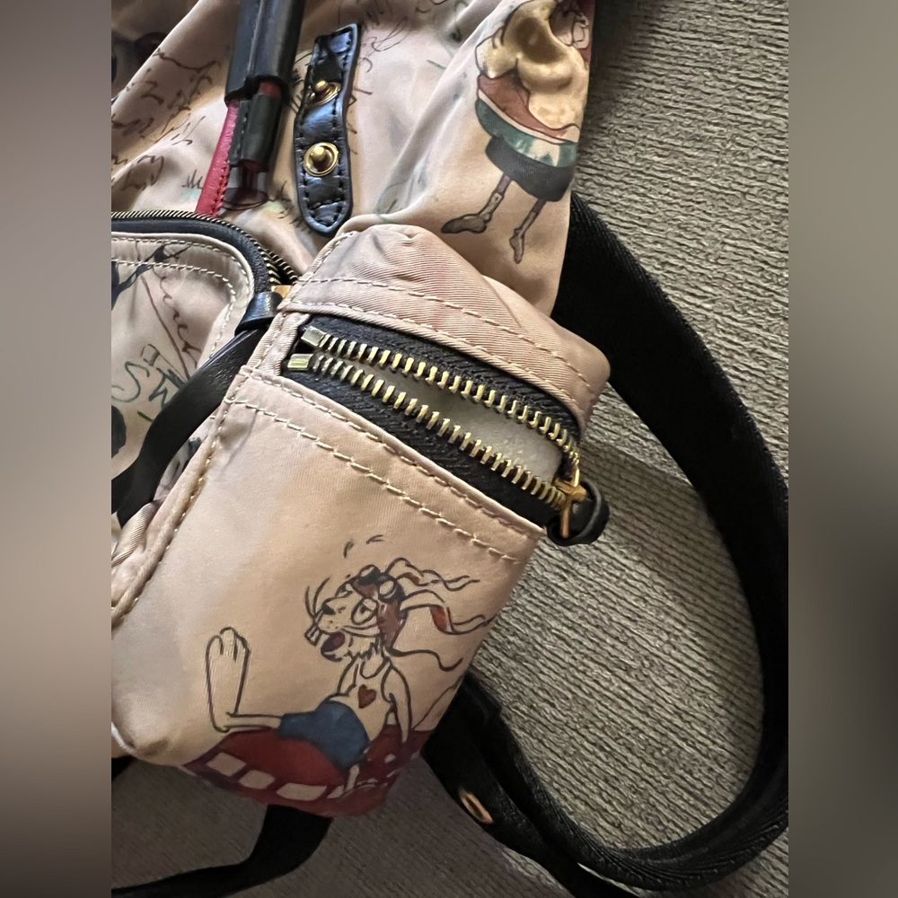 BURBERRY GRAPHIC CARTOON BACKPACK - Picture 6 of 12